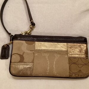 Vintage Coach Wristlet Gold Pattern